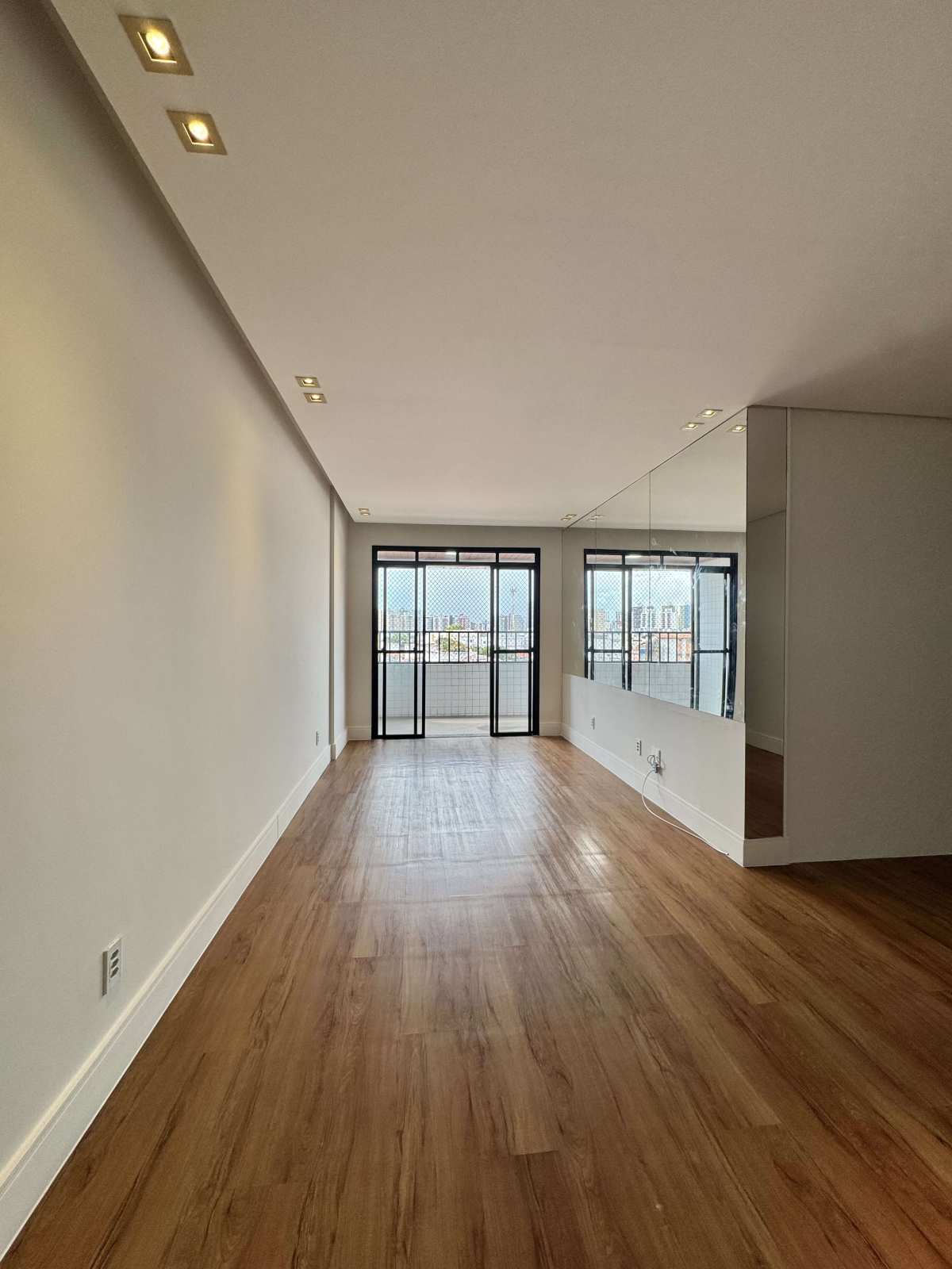Apartamento à venda em Aracaju, Grageru, com 3 quartos, 115m² - Edjalma Alcântara - Corretora de Imóveis