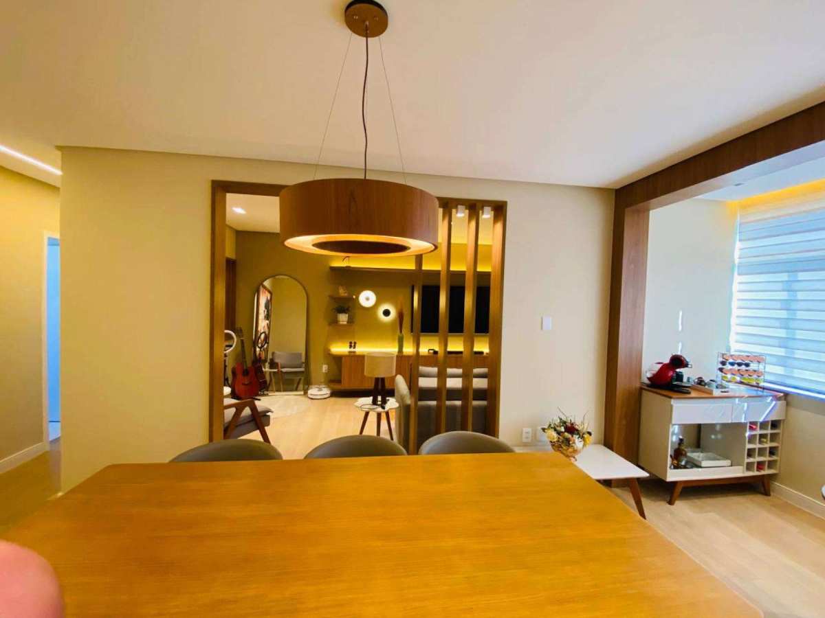 Apartamento Amplo de 118m² Reformado no Bairro São José – 2 Vagas e Excelente Localização - Edjalma Alcântara - Corretora de Imóveis